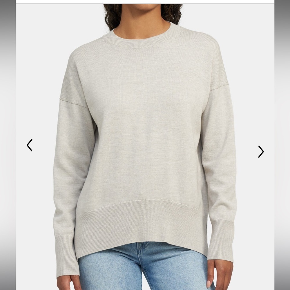 Theory Women's Crew Neck Sweater - Light Gray